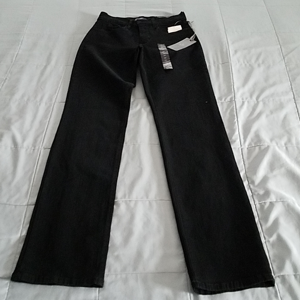 NWTS NYDJ BLK DENIM SLIMMING JEANS SIZE 00